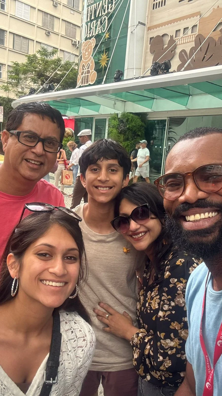 Family Group Selfie 01