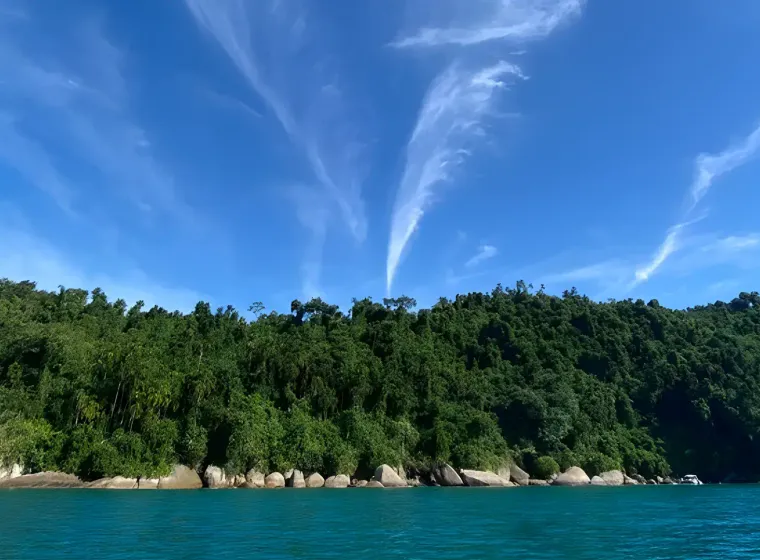Ilha Grande — Costa Verde by Private Speedboat