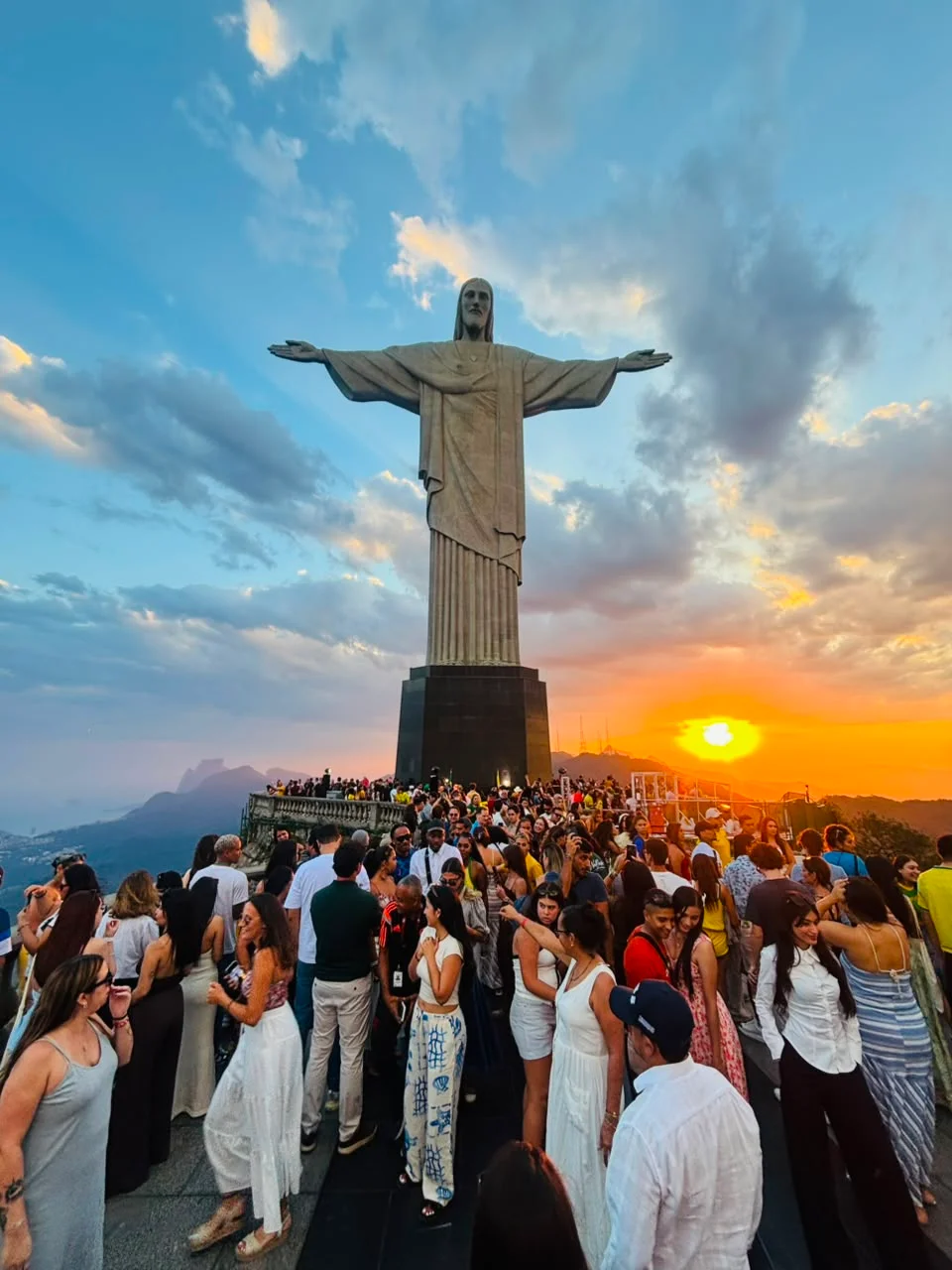 Rio Christ The Redeemer Sunset 01